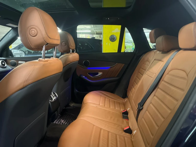 Mercedes-Benz GLC 43 AMG Premium Tech AMG Driver Packs CARFAX АВТО КРЕДИТ , снимка 9 - Автомобили и джипове - 53249140