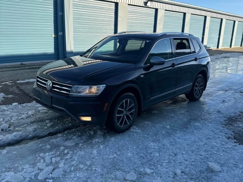 VW Tiguan * IQ DRIVE * KEYLESS GO* * ПАНОРАМА* * ЗАДНА КАМЕР, снимка 2 - Автомобили и джипове - 53455506