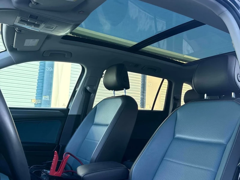 VW Tiguan * IQ DRIVE * KEYLESS GO* * ПАНОРАМА* * ЗАДНА КАМЕР, снимка 9 - Автомобили и джипове - 53455506