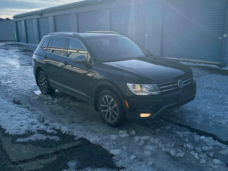 VW Tiguan * IQ DRIVE * KEYLESS GO* * ПАНОРАМА* * ЗАДНА КАМЕР, снимка 4 - Автомобили и джипове - 53455506