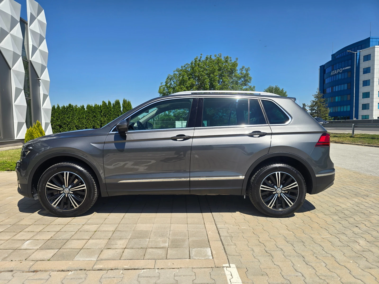 VW Tiguan 2.0TFSI HIGHLINE 4 MOTION FULL TOP - изображение 8