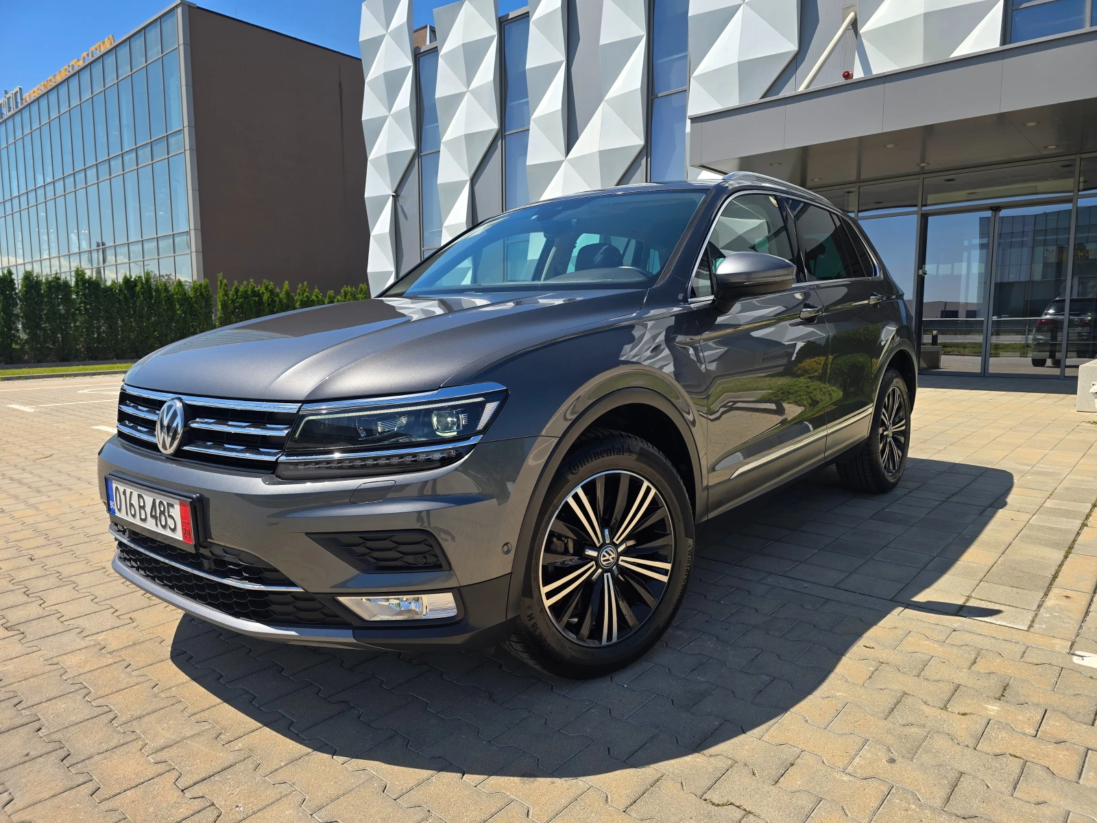 VW Tiguan 2.0TFSI HIGHLINE 4 MOTION FULL TOP - изображение 3