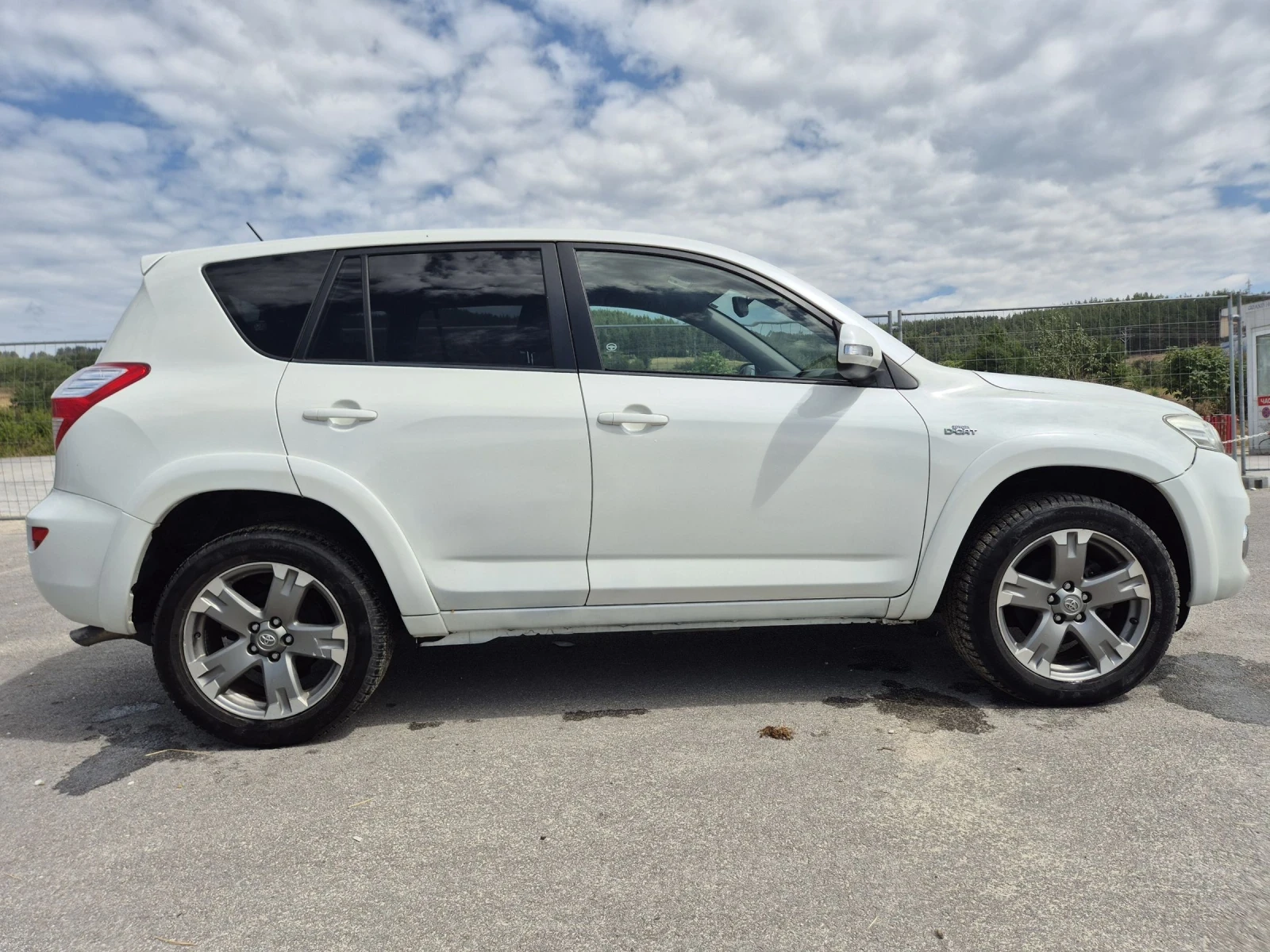 Toyota Rav4 2.2 - изображение 7