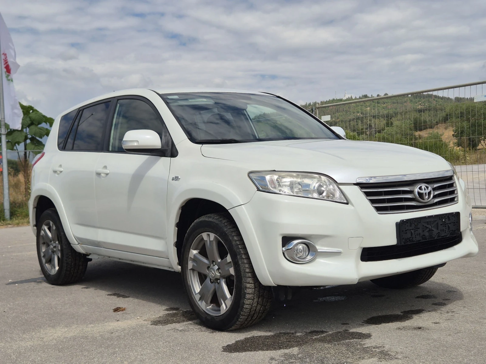 Toyota Rav4 2.2 - изображение 8