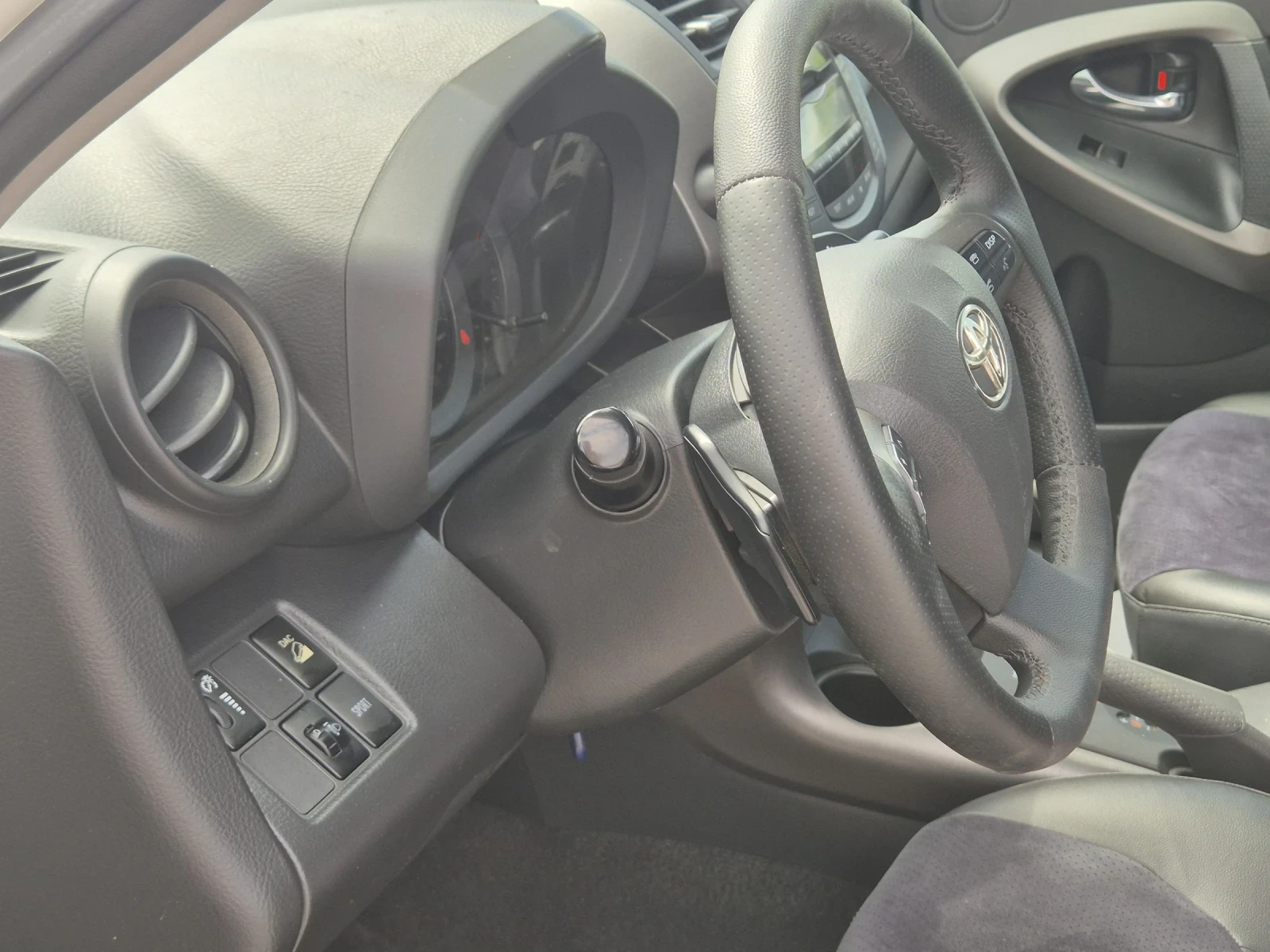 Toyota Rav4 2.2 | Mobile.bg — изображение 11