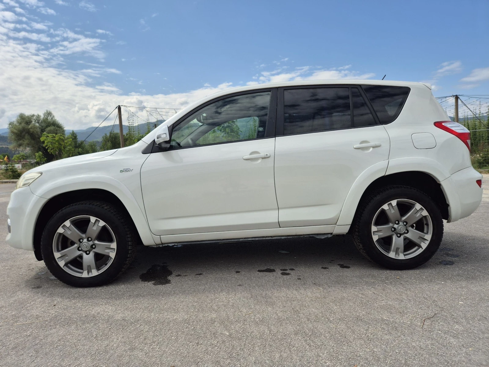 Toyota Rav4 2.2 - изображение 3