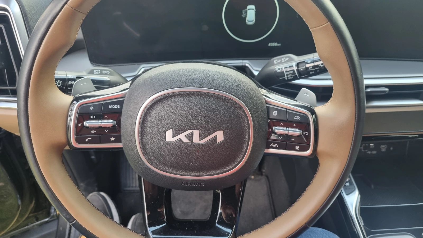 Kia Sorento 2.5T, снимка 5 - Автомобили и джипове - 53096288