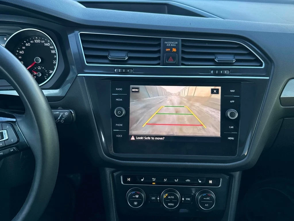 VW Tiguan * IQ DRIVE * KEYLESS GO* * ПАНОРАМА* * ЗАДНА КАМЕР - изображение 10