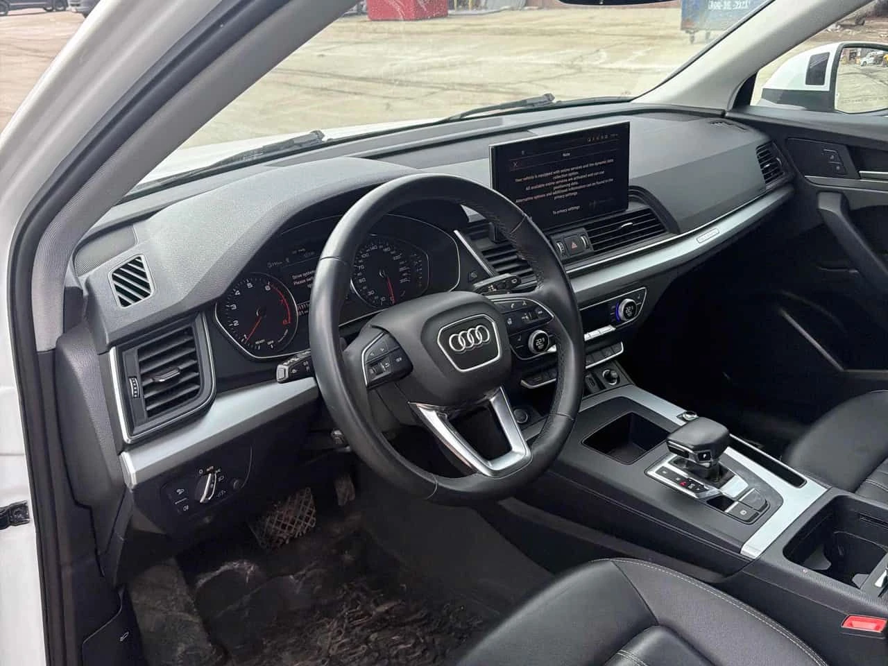 Audi Q5 Komfort/CARFAX/ Подгрев/Памет/2 ключа, снимка 7 - Автомобили и джипове - 53930262