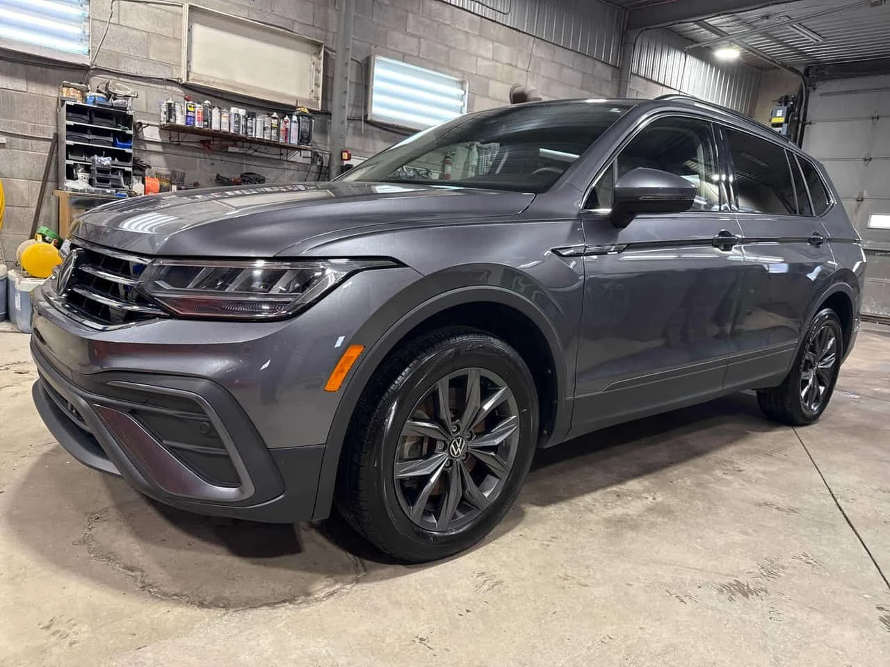 VW Tiguan * Comfortline * CARFAX * ПЕРФЕКТНО ОБСЛУЖВАНЕ* , снимка 2 - Автомобили и джипове - 53958786