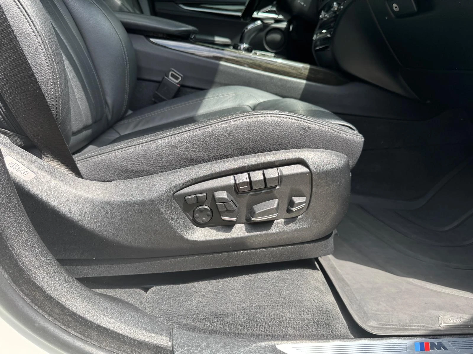 BMW X5 3.5i XDrive* M pack* Head up* Soft close , снимка 12 - Автомобили и джипове - 54121042