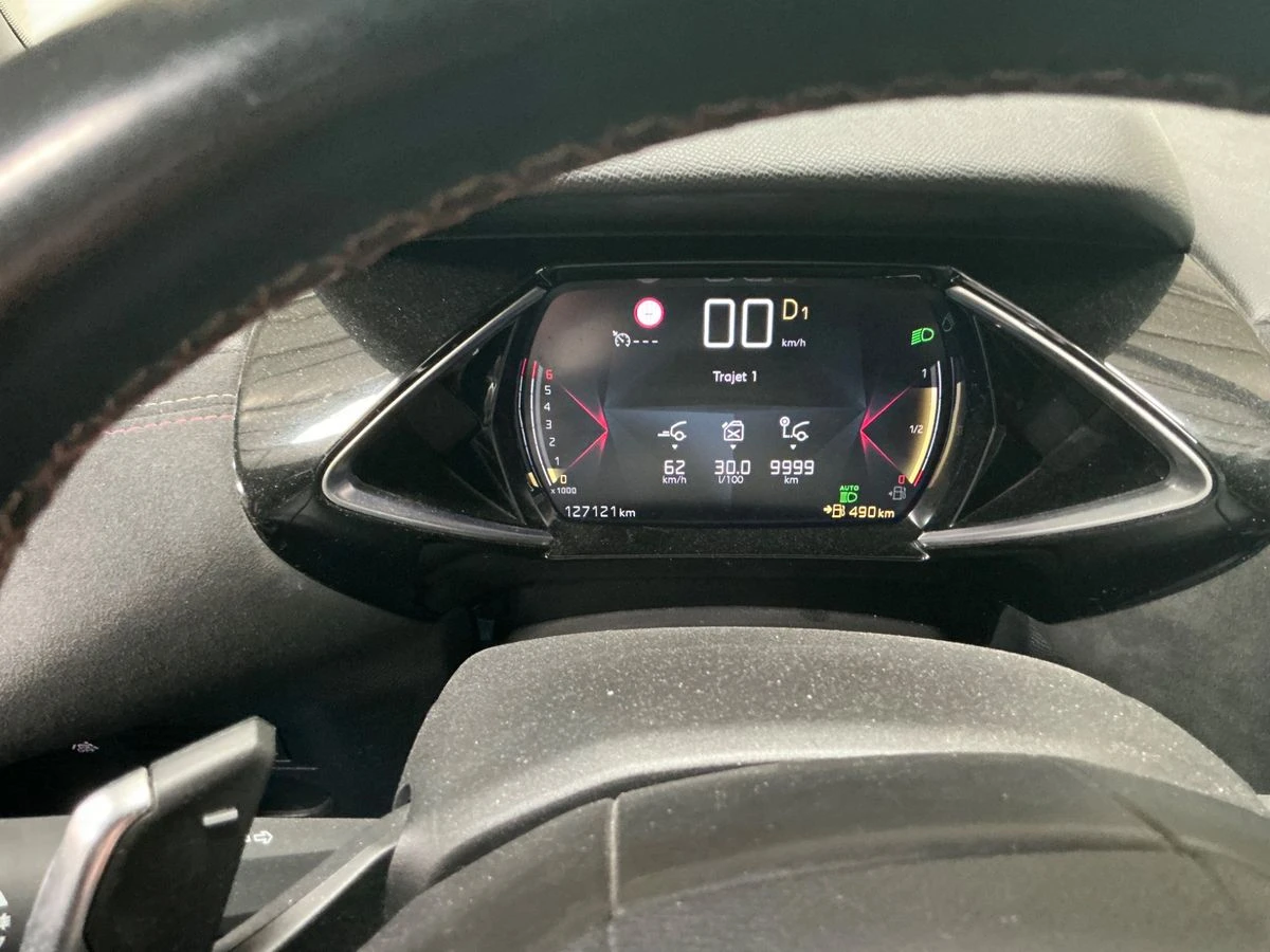 DS DS 3 Crossback 1.2 PureTech Chic, снимка 9 - Автомобили и джипове - 54368419