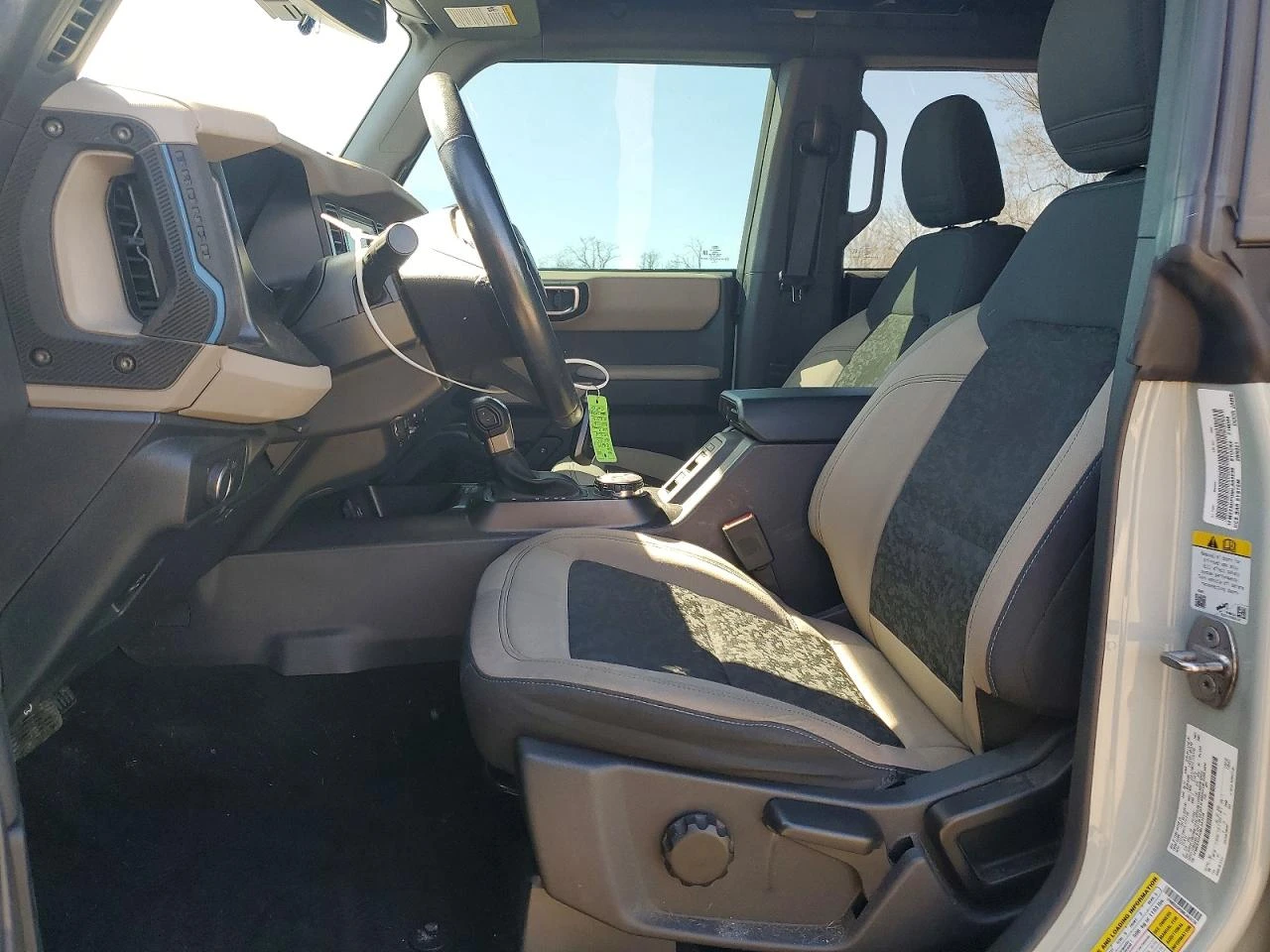 Ford Bronco 2.7l Base, снимка 7 - Автомобили и джипове - 54519325