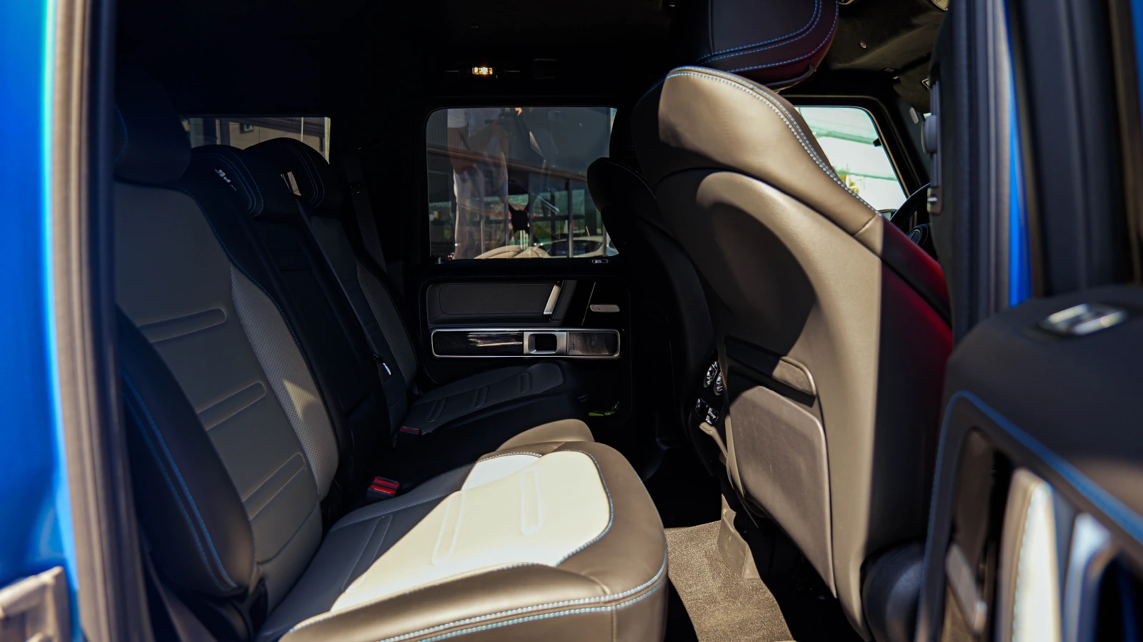 Mercedes-Benz G 580 EQ Technology , снимка 16 - Автомобили и джипове - 54874054