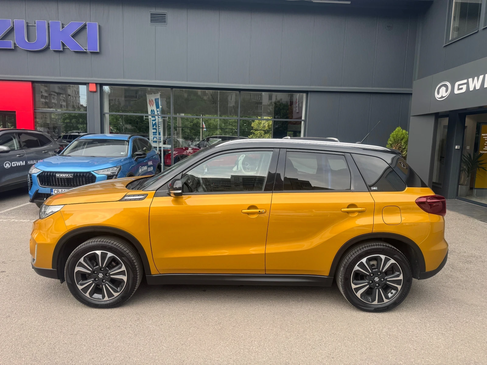 Suzuki Vitara HYBRID Automatic 4x4 GLX  SR 1.4 Turbo , снимка 4 - Автомобили и джипове - 55075895