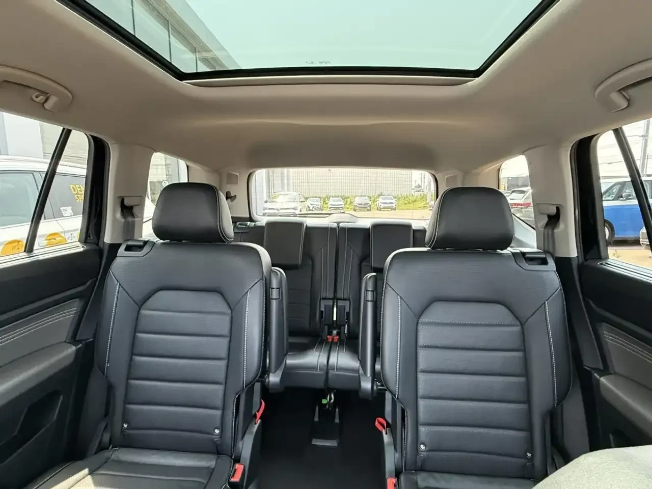 VW Atlas Highline 3.6 FSI 4Motion, снимка 15 - Автомобили и джипове - 55379452