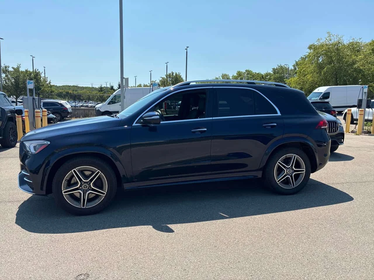 Mercedes-Benz GLE * 350 * CARFAX * ЦЕНА ДО БГ, снимка 2 - Автомобили и джипове - 55608171