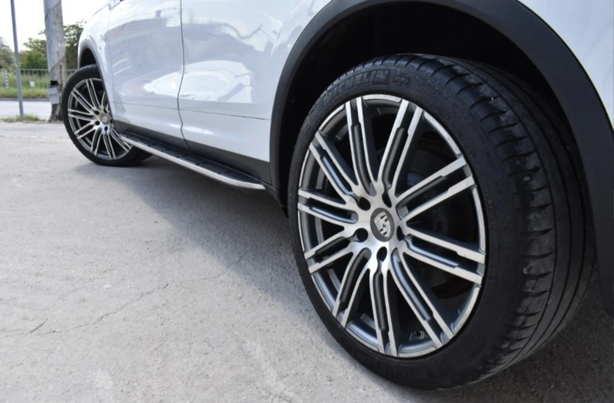 Porsche Cayenne, снимка 7 - Автомобили и джипове - 56011330
