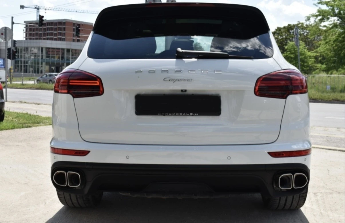 Porsche Cayenne, снимка 4 - Автомобили и джипове - 56011330