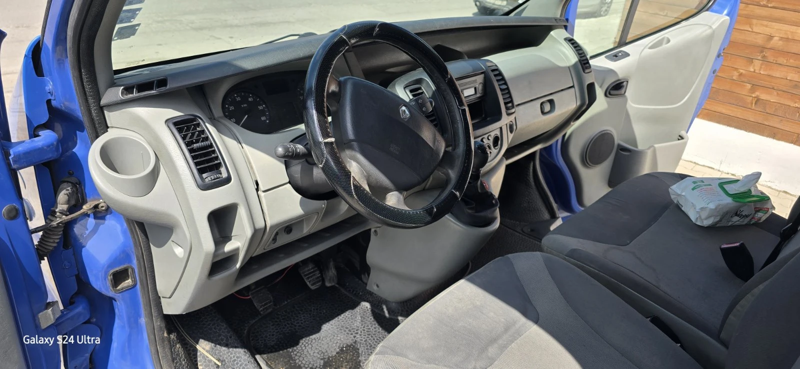 Renault Trafic  - изображение 8