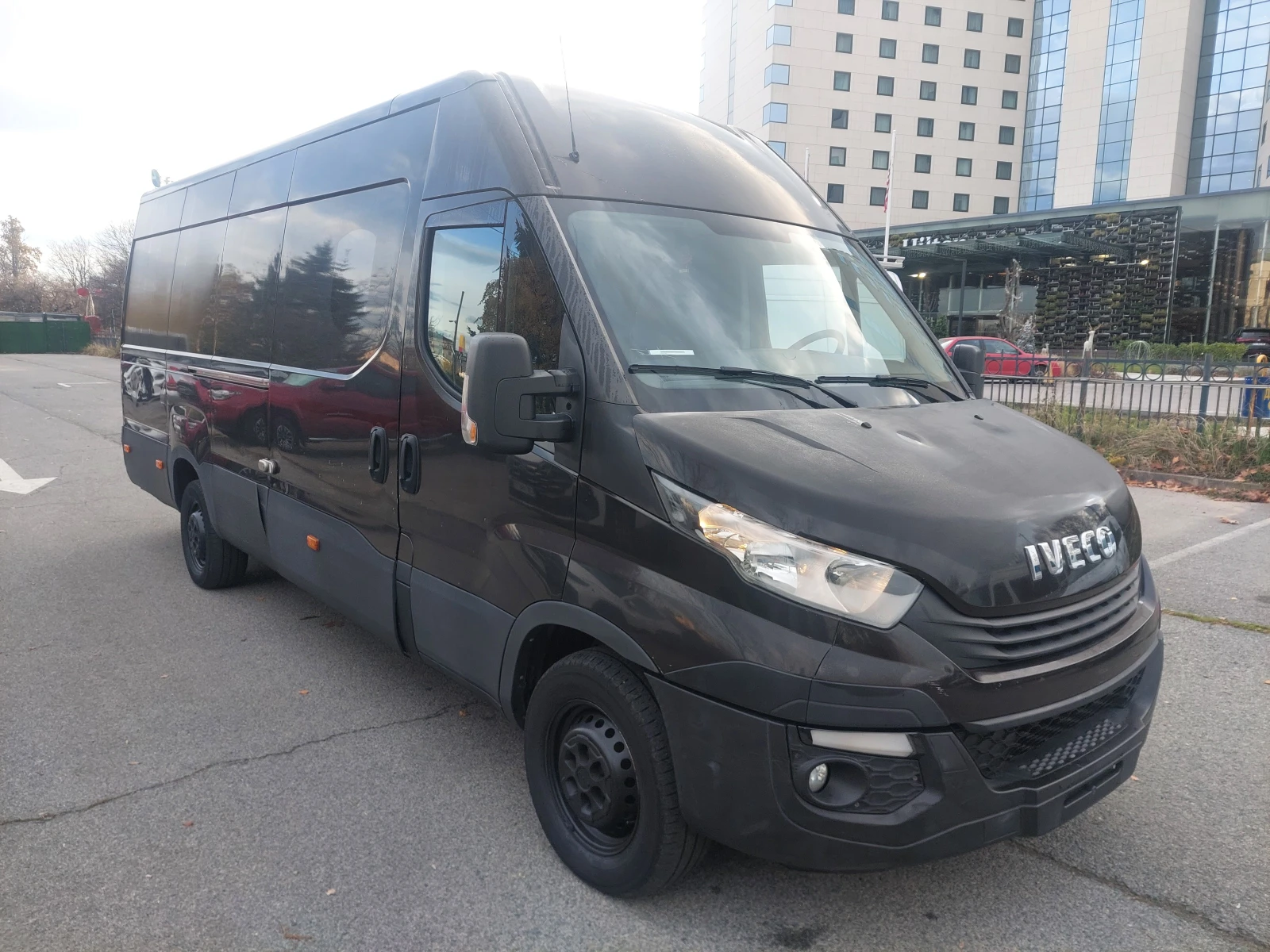 Iveco Daily 35s14 2, 3d 136ps MAXI - изображение 3