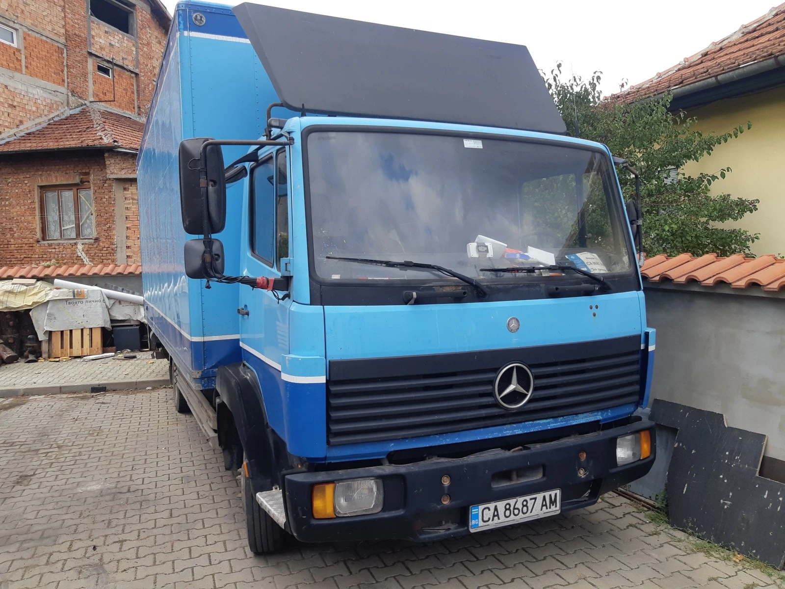 Mercedes-Benz 814 811 - изображение 2