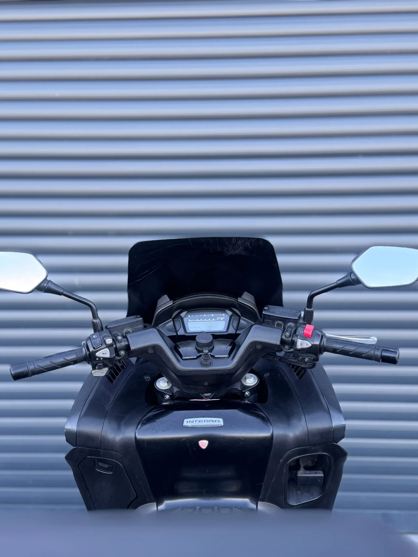 Honda Integra ABS - изображение 7