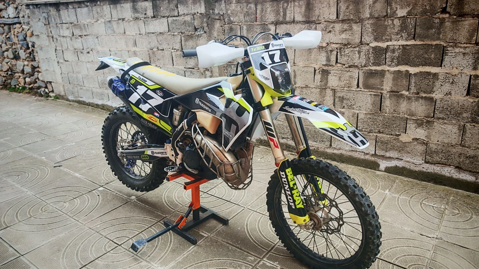 Husqvarna TE, снимка 5 - Мотоциклети и мототехника - 53959141