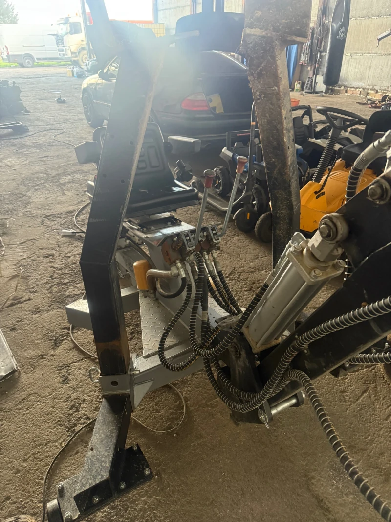 Багер Друга марка Jensen, снимка 4 - Индустриална техника - 52967652