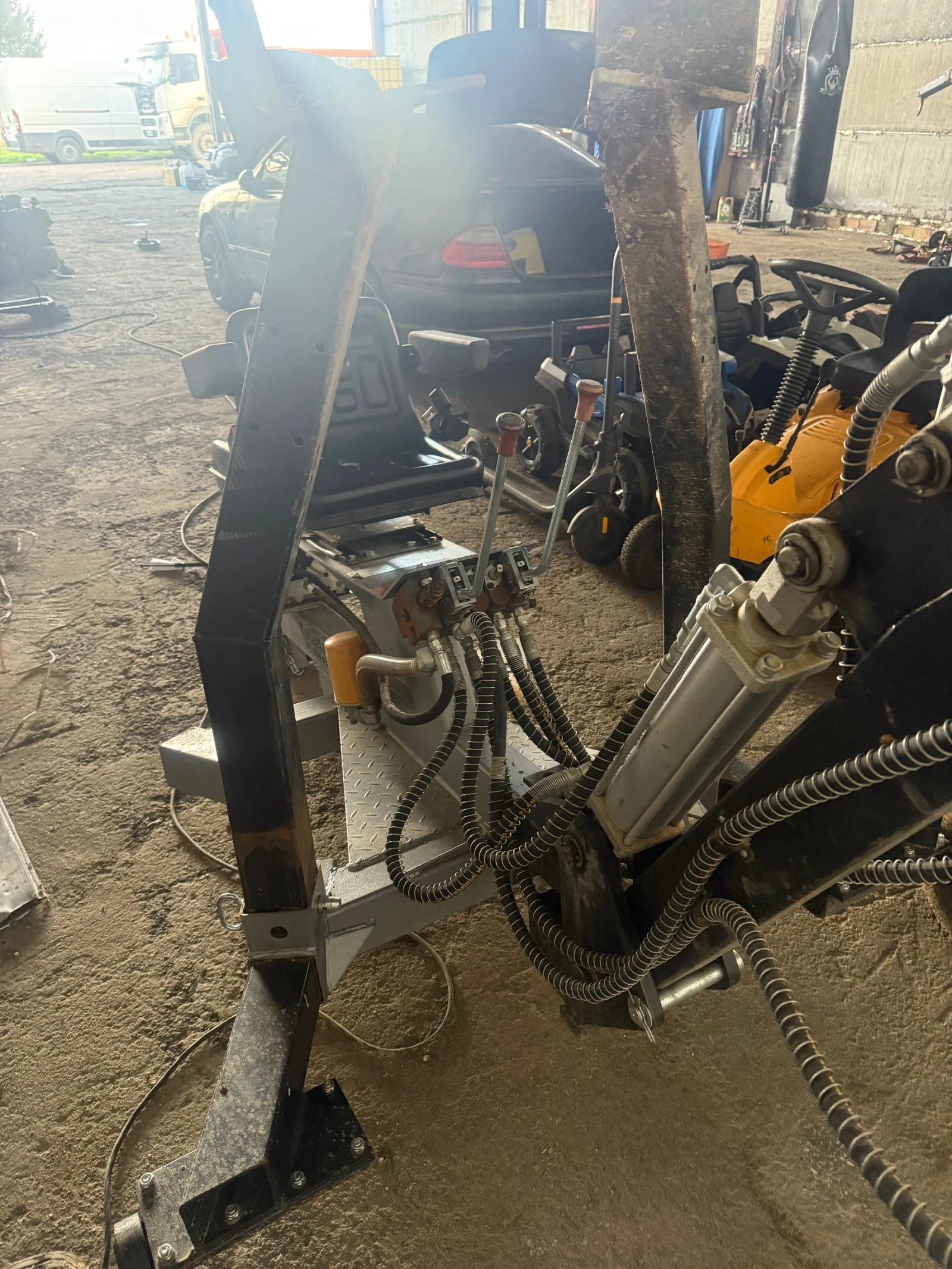 Багер Друга марка Jensen - изображение 4