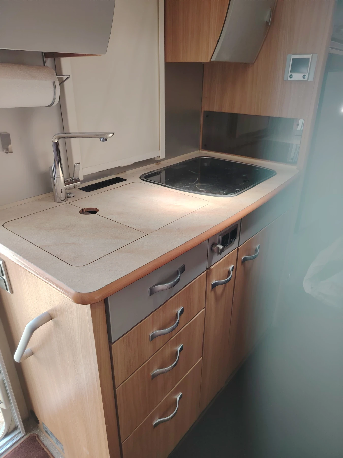 ������ Niesmann Bischoff | Mobile.bg � ����������� 12