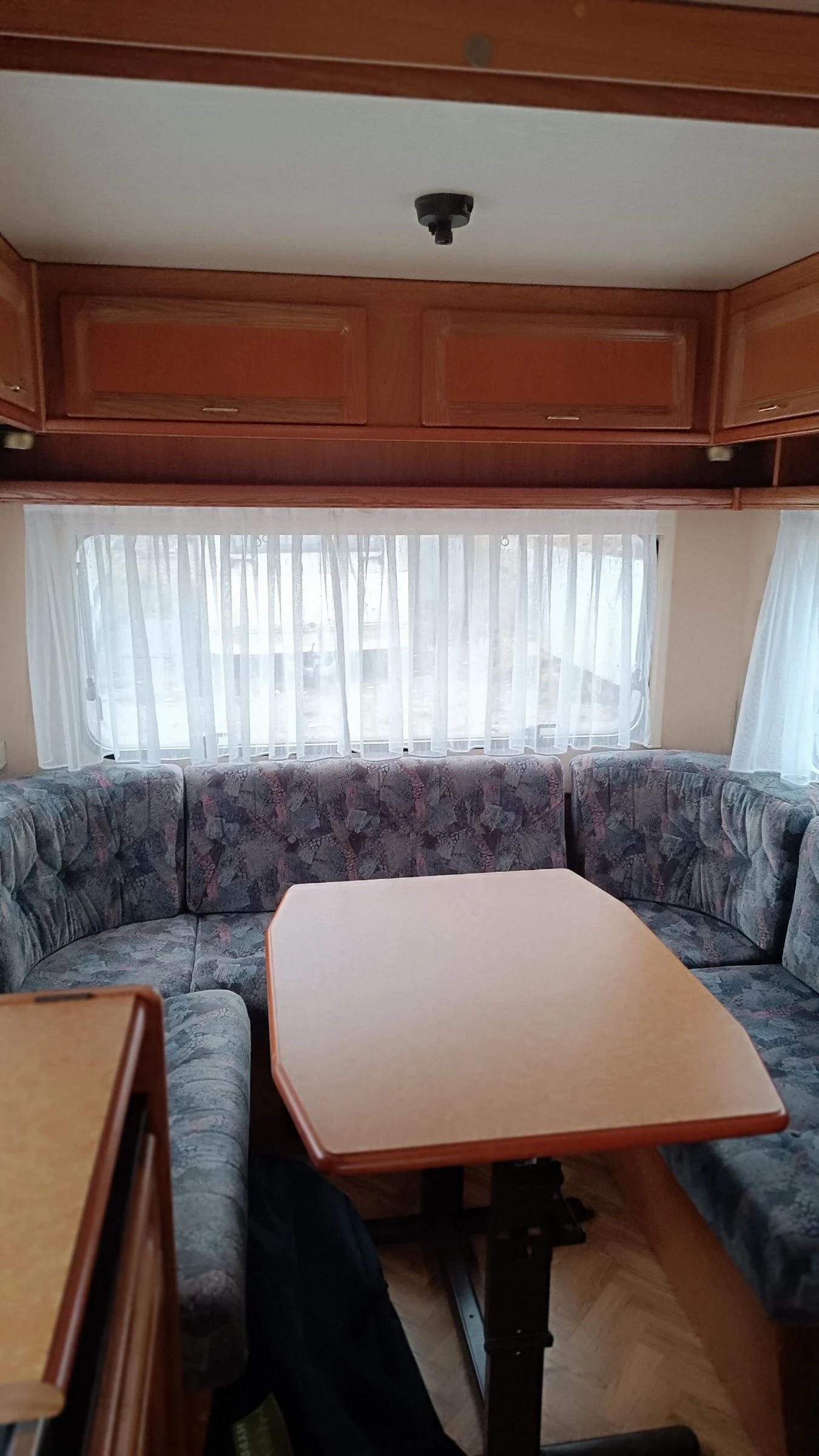 Каравана Wilk 400 с форселт  - изображение 3