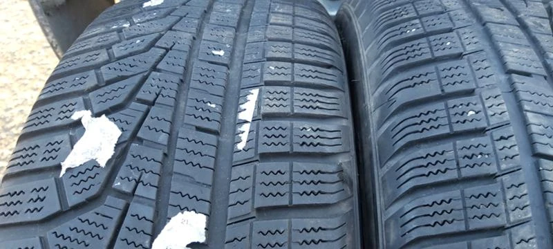 Гуми Зимни 215/60R16, снимка 3 - Гуми и джанти - 31148130