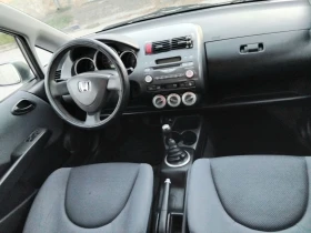Honda Jazz 1.4i.80k + КЛИМА. БЕНЗИН , снимка 13