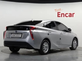 Toyota Prius 4Th Generation 1.8 E, снимка 2