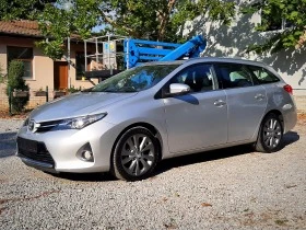 Toyota Auris 1.4D4d 6ск. * НАВИГАЦИЯ* КАМЕРА* XENON - [2] 