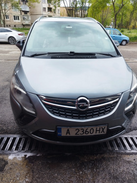 Opel Zafira Газ метан, снимка 1 - Автомобили и джипове - 45388882