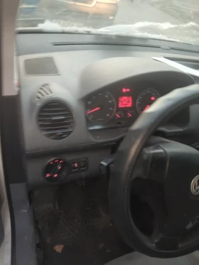 VW Caddy - 2550 € / 4987.37 лв. - 83314753 6