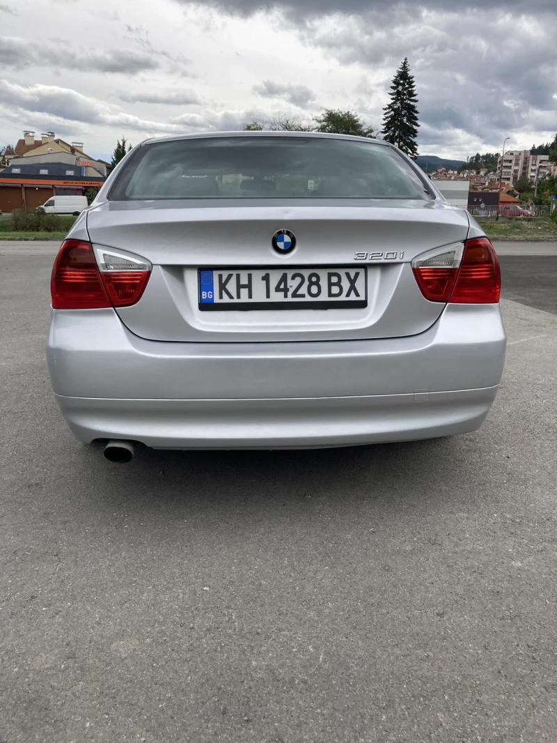 BMW 320, снимка 5 - Автомобили и джипове - 47369167