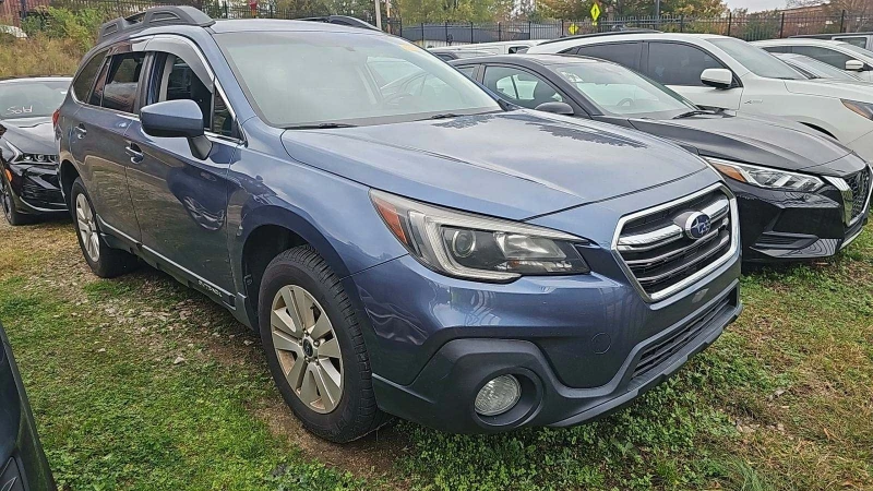 Subaru Outback 2.5i Premium 4x4, снимка 2 - Автомобили и джипове - 48049479