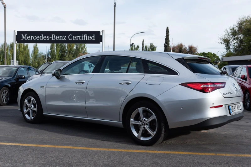 Mercedes-Benz CLA 250 Shooting Brake , снимка 2 - Автомобили и джипове - 48107428