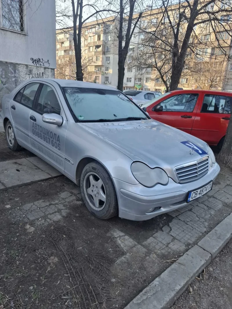 Mercedes-Benz C 180 Kompressor, снимка 1 - Автомобили и джипове - 48645189