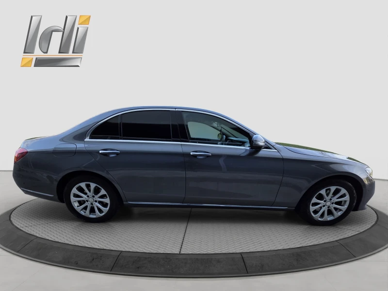 Mercedes-Benz E 220 9G-tronic , снимка 7 - Автомобили и джипове - 50031866