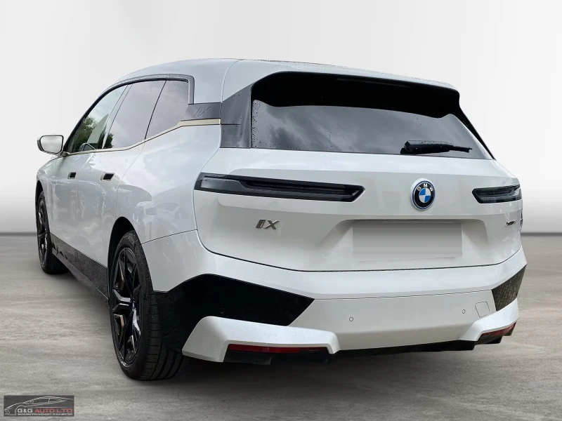 BMW iX 50/xDRIVE/523HP/SPORT/360/H&K/SKYLONGE/767v, снимка 4 - Автомобили и джипове - 52169856