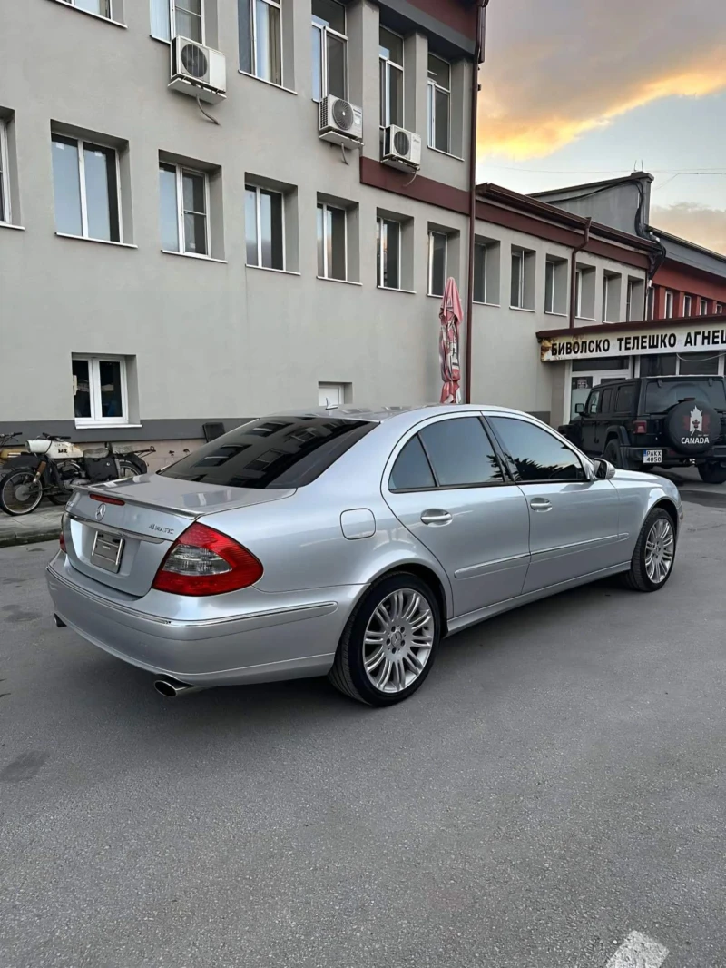 Mercedes-Benz E 500 E550 4matic, снимка 12 - Автомобили и джипове - 52294401