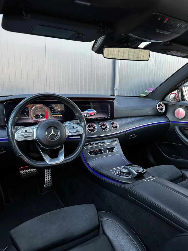 Mercedes-Benz E 220 Пълна история, Като нова, снимка 11 - Автомобили и джипове - 52755439