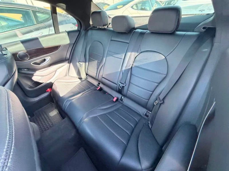 Mercedes-Benz C 300 2015 Mercedes-Benz C-Class C 300 4MATIC, снимка 14 - Автомобили и джипове - 53502377