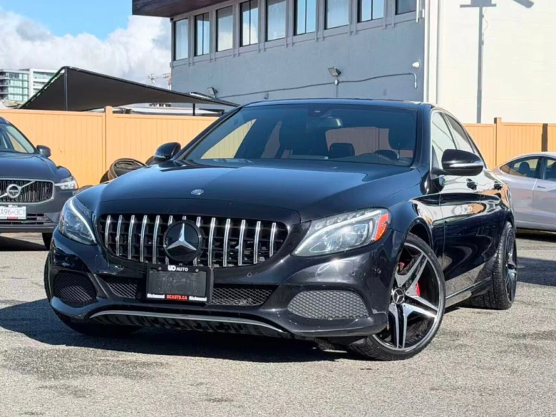 Mercedes-Benz C 300 2015 Mercedes-Benz C-Class C 300 4MATIC, снимка 2 - Автомобили и джипове - 53502377