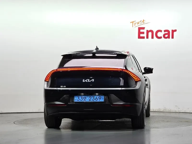 Kia EV6 AWD AIR, снимка 4 - Автомобили и джипове - 56560055
