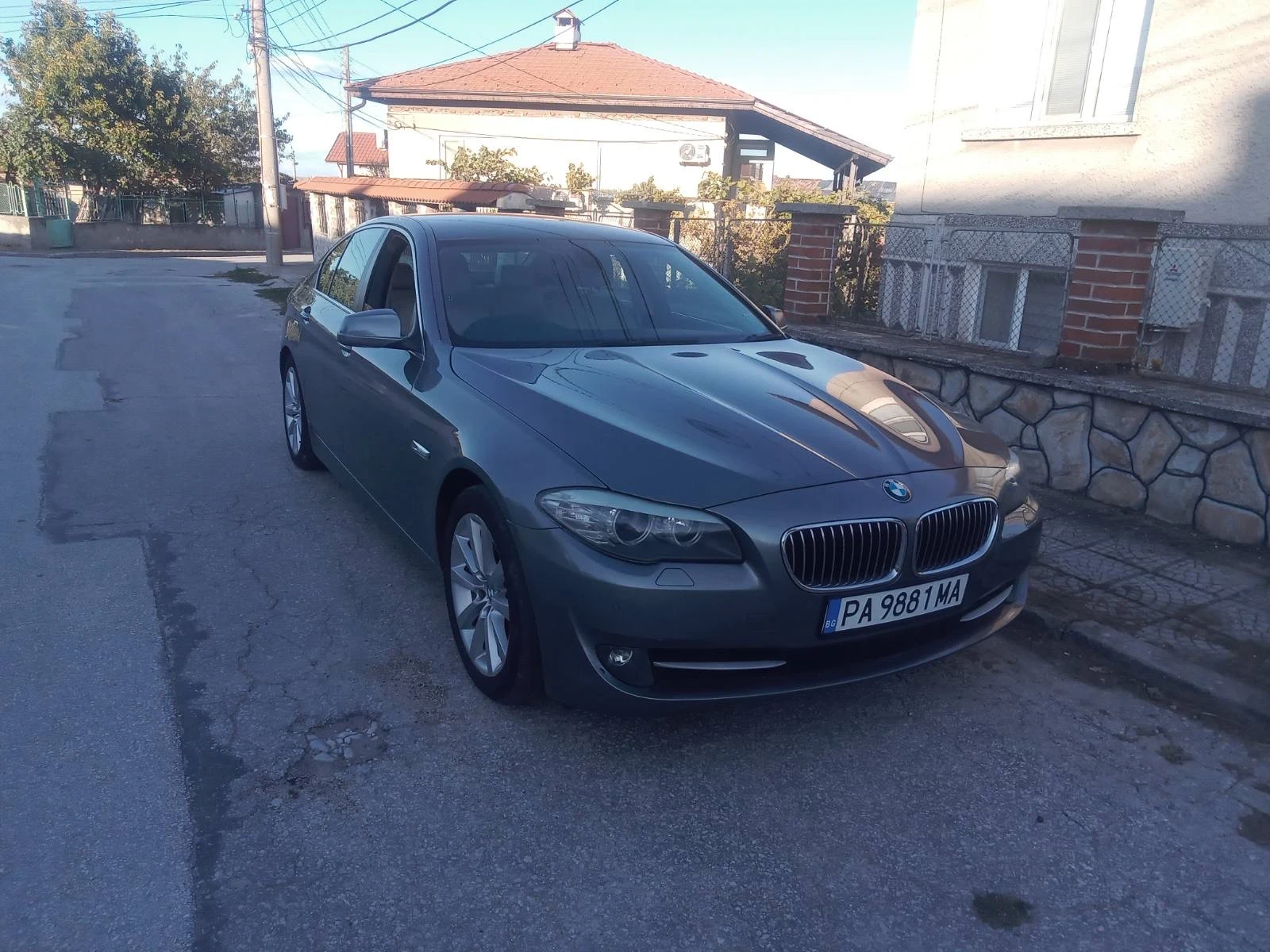 BMW 523 BMW 523 3.0i 24v 204кс  - изображение 3